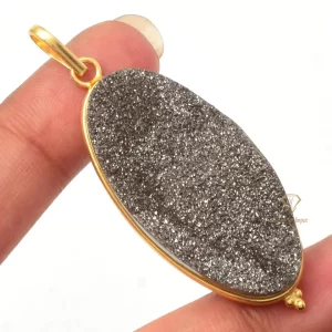 Beautiful Druzy Gemstone Pendant Gray Titanium Druzy Gemstone Pendant/ Gold Plated Oval Gemstone Silver Druzy Pendent Wholesaler