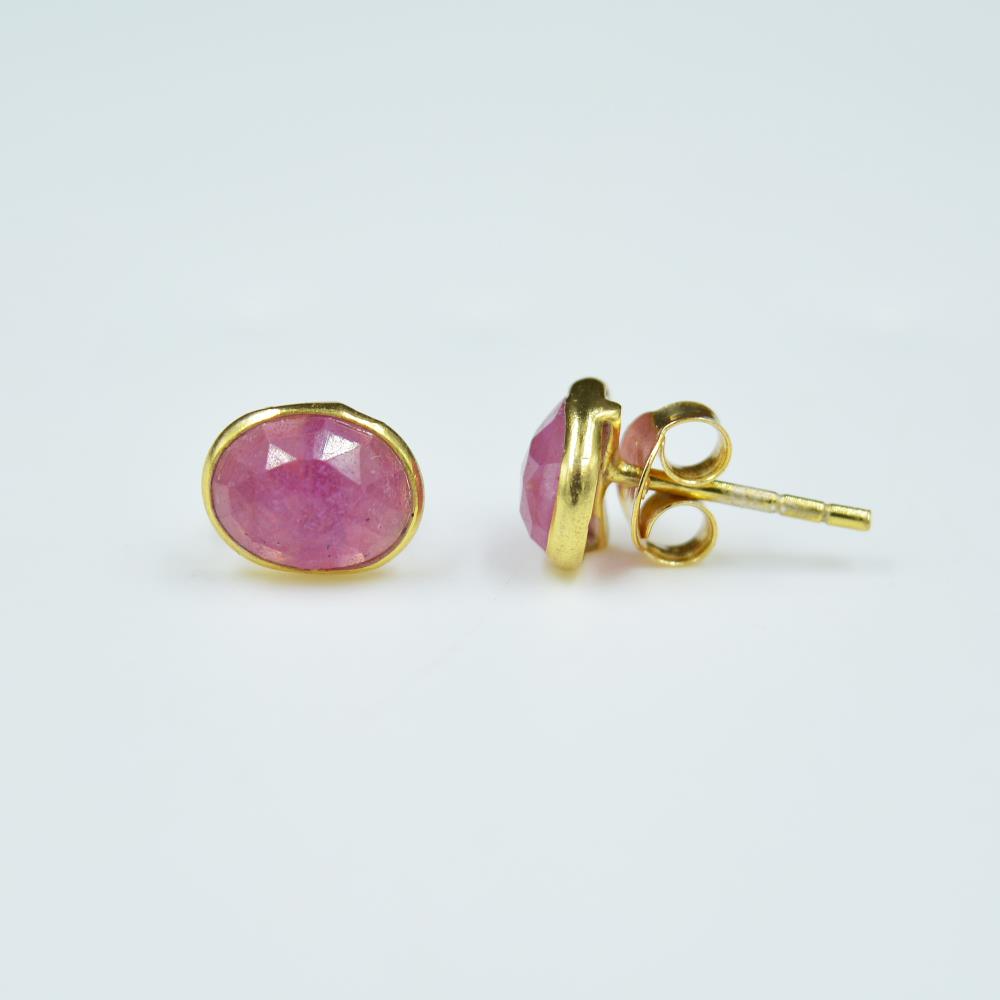Elegent Natural Glass field sapphire Gemstone With Pear Shape Sterling Silver Stud 18k Gold Plated Pink Gemstone For Wholesaler