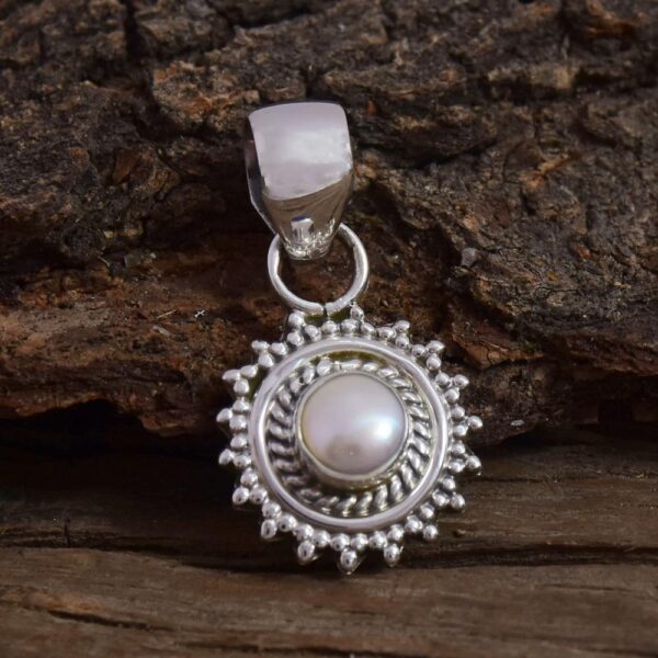 Round Shape Natural Pearl Gemstone Pendant, Wholesale Handmade 925 Sterling Silver Bezel Set Pendant Jewelry For Women