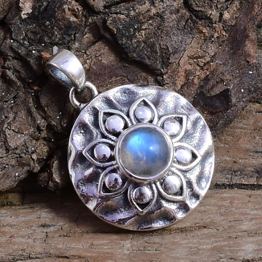 Rainbow Moonstone Gemstone Silver Pendant 925 Sterling Silver Handmade Pendant Victorian Pattern Gemstone Wholesale Pendant
