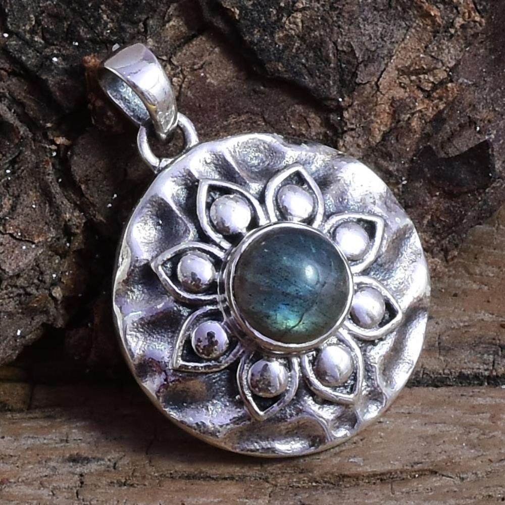 Natural Labradorite Gemstone Pendant 925 solid Sterling Silver Round Shape Gemstone Pendant Jewelry For Wholesaler Suppliers