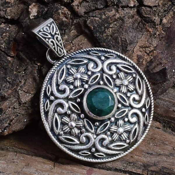 Gorgeous Natural Green Onyx Gemstone Pendant 925 Sterling Silver Boho Pendant, Green Gemstone Pendant Jewelry Manufacturer