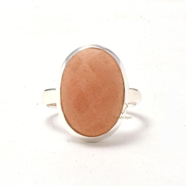 Natural Peach Moonstone Oval Shape Gemstone Sterling Silver Ring For Women Handmade Pink Gemstone Ring Jewelry For Wholesaler