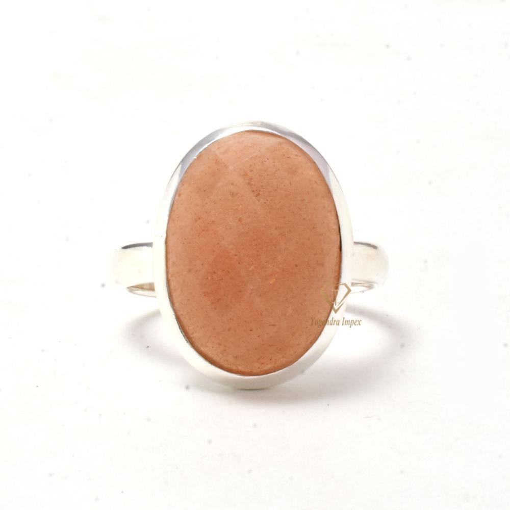 Natural Peach Moonstone Oval Shape Gemstone Sterling Silver Ring For Women Handmade Pink Gemstone Ring Jewelry For Wholesaler
