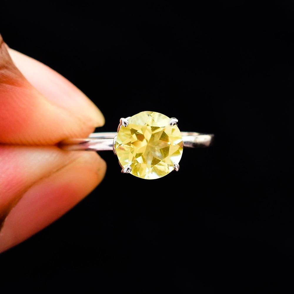 Premium Natural Gold Yellow Gemstone Ring 925 Sterling Silver Round Shape Silver Claw Ring Jewelry For Suppliers & Manufacturer