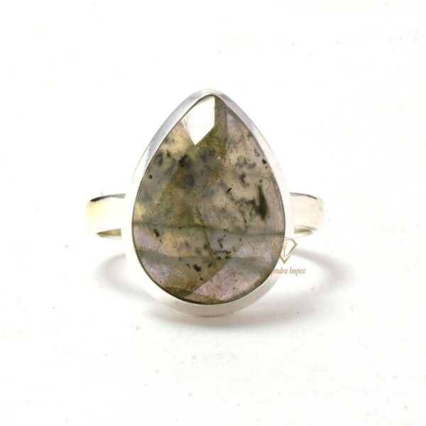 Natural Labradorite Gemstone Pear Shape Gemstone Ring 925 Sterling Silver Bezel Jewelry For Wholesale Supplier
