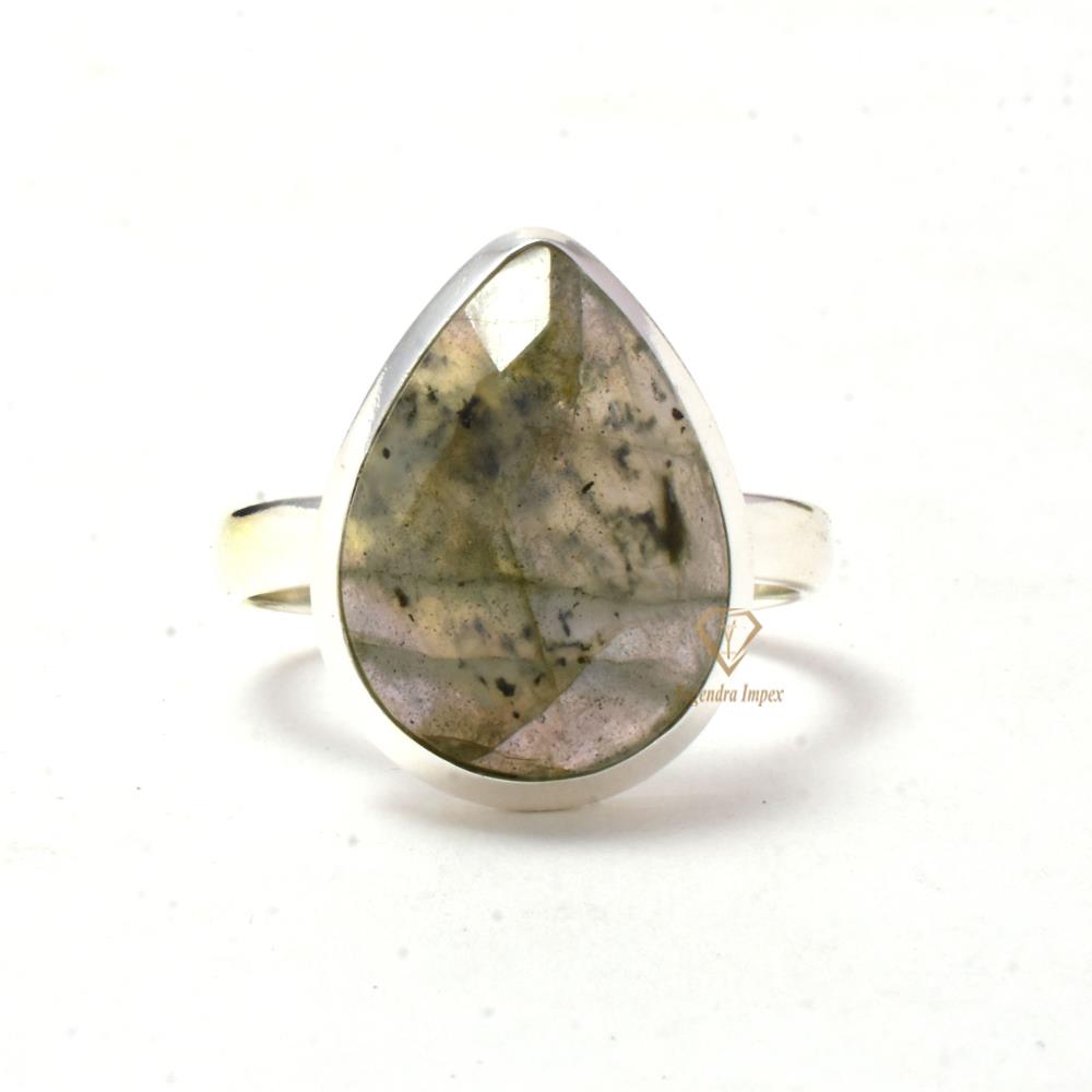 Natural Labradorite Gemstone Pear Shape Gemstone Ring 925 Sterling Silver Bezel Jewelry For Wholesale Supplier