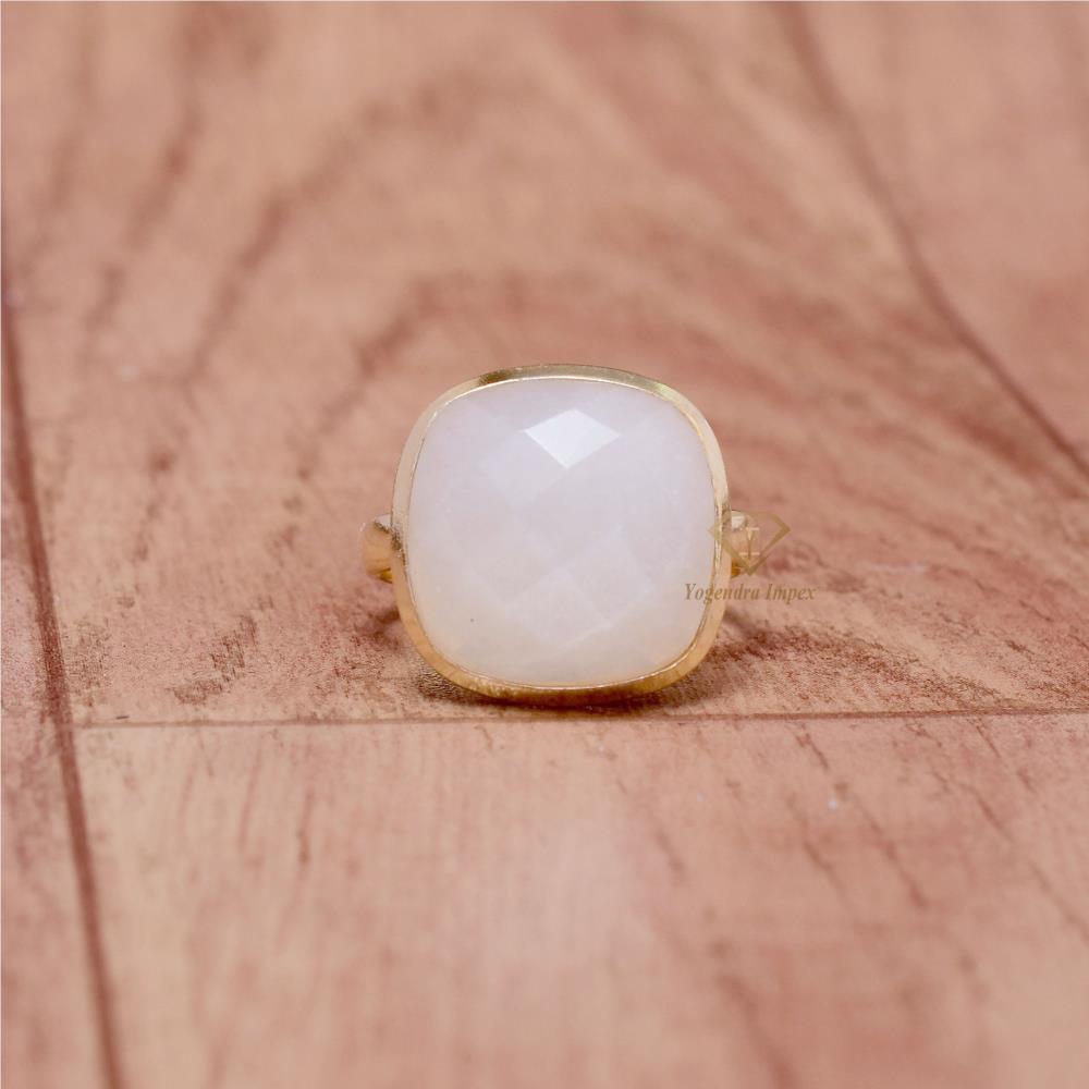 Top Quality Natural White Moonstone Gemstone Rings 925 Sterling Silver Cushion Shape White Gemstone Rings For Wholesaler