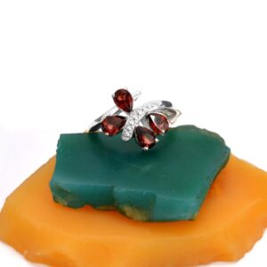 Pear Shape Natural Red Garnet Gemstone 925 Sterling Silver Ring Beautiful Birthday Gift Gemstone Rings For Wholesale Suppliers