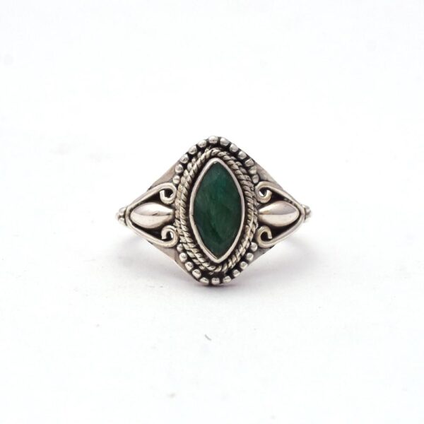 Natural Emerald Gemstone Ring 925 Sterling Silver Handmade Bezel Anniversary Gift Designer Ring For Suppliers & Manufacturer