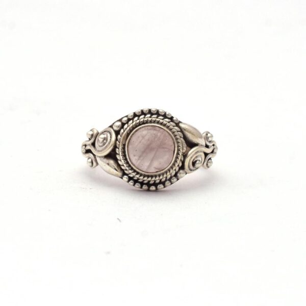 Gorgeous Round Shape Natural Rose Quartz Gemstone Ring, Wholesale Sterling Silver Pink Gemstone Boho Ring Jewelry For Wholesaler