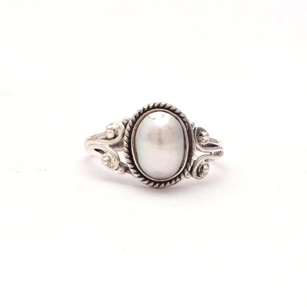 Pearl Boho Ring