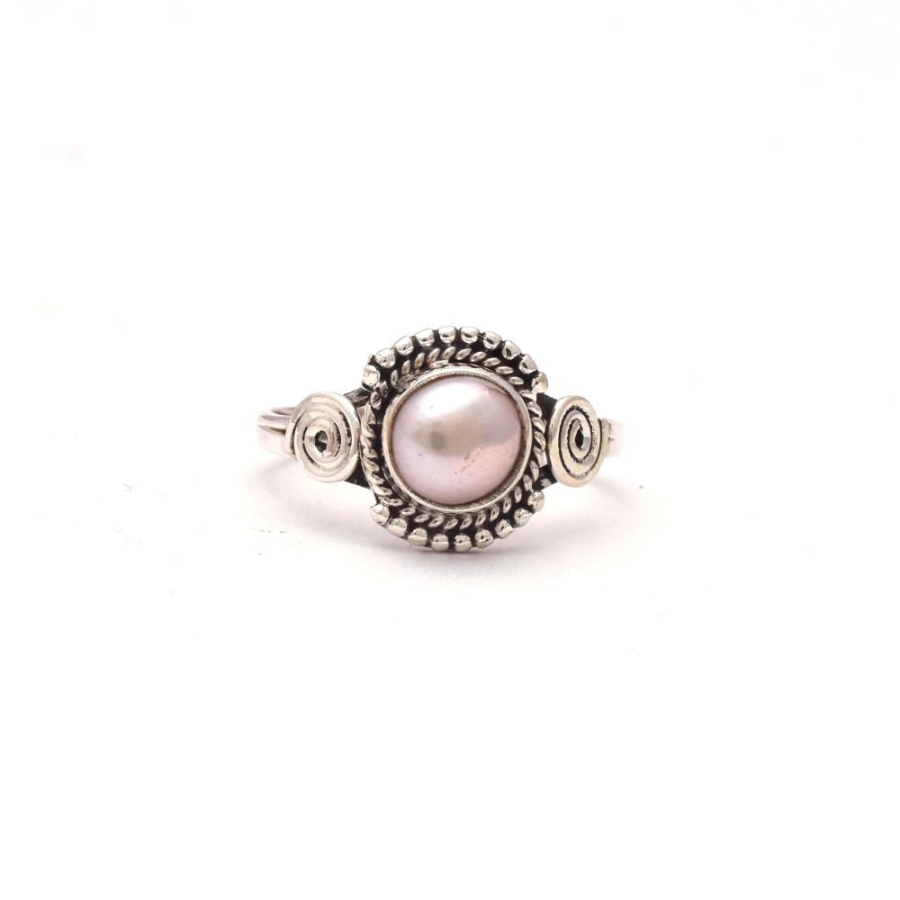 Pearl Boho Ring