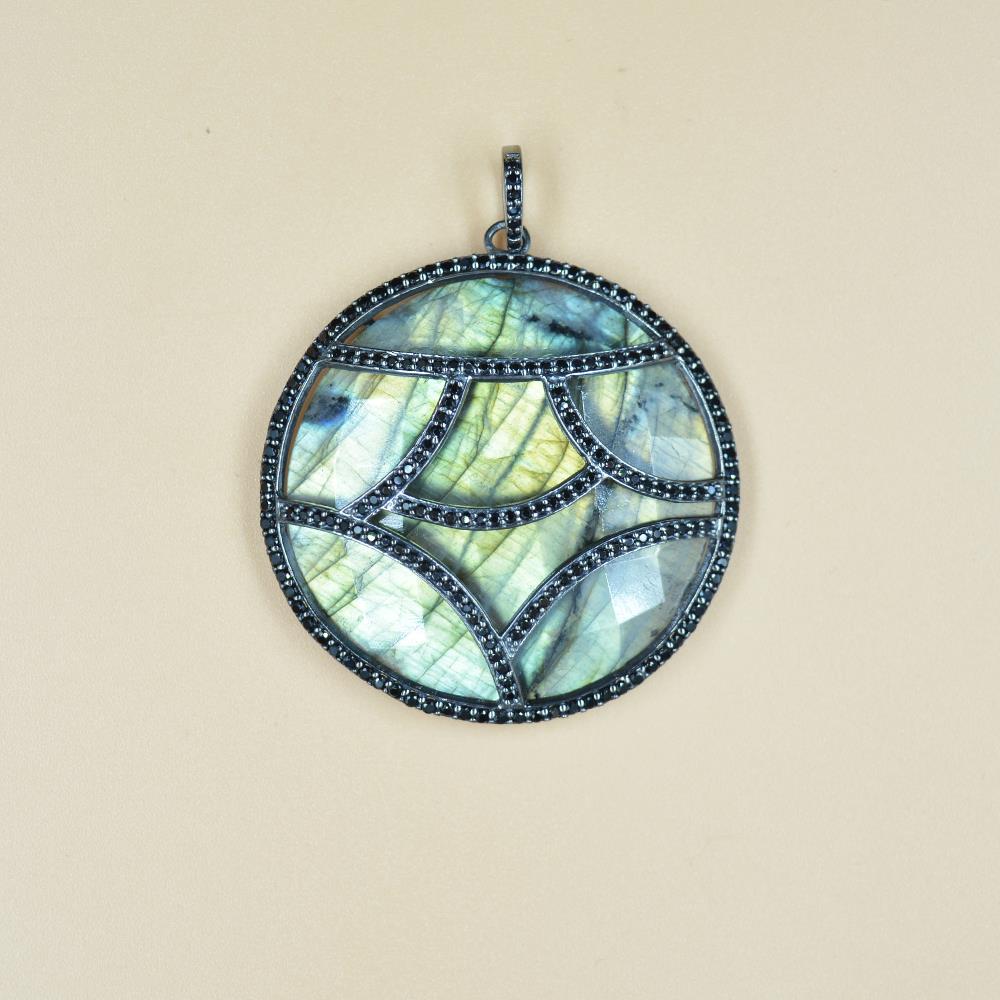 labradorite Gemstone