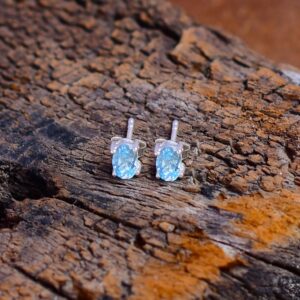 Blue Topaz Eaarings