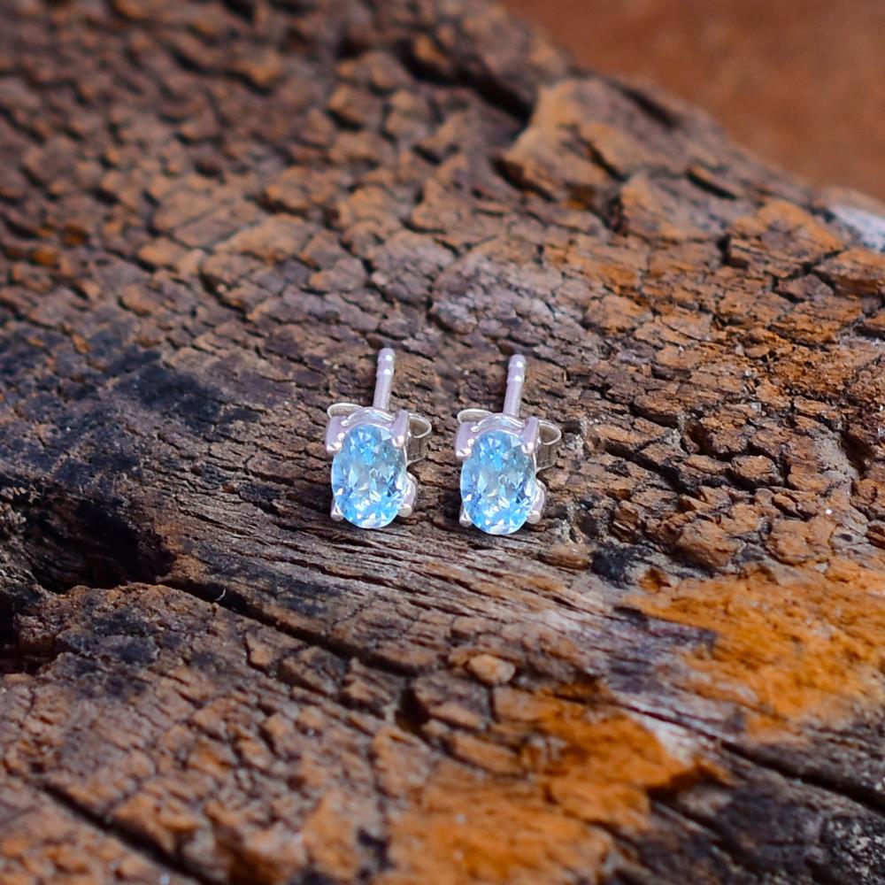 Blue Topaz Eaarings