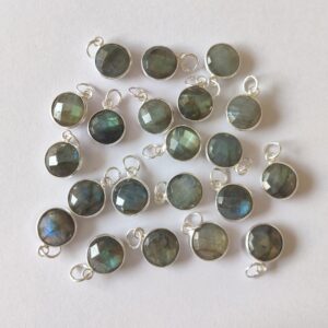 Labradorite Gemstone