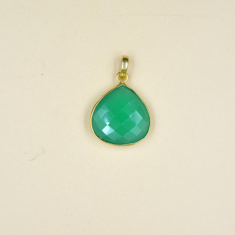 Green Onyx Gemstone
