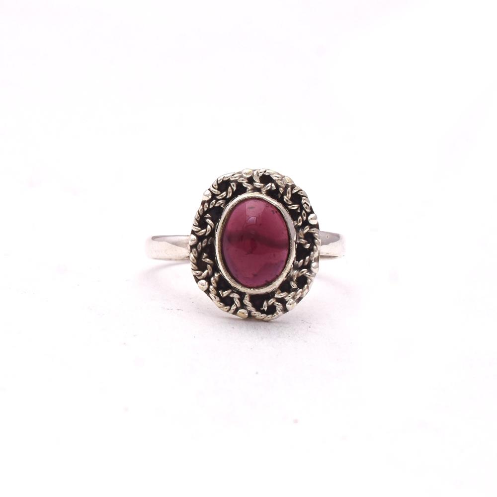 Designer Ring Red Garnet Gemstone Ring 925 Sterling Silver, Handmade Oval Shape Boho Silver Ring Jewelry For Wholesale Suppliers