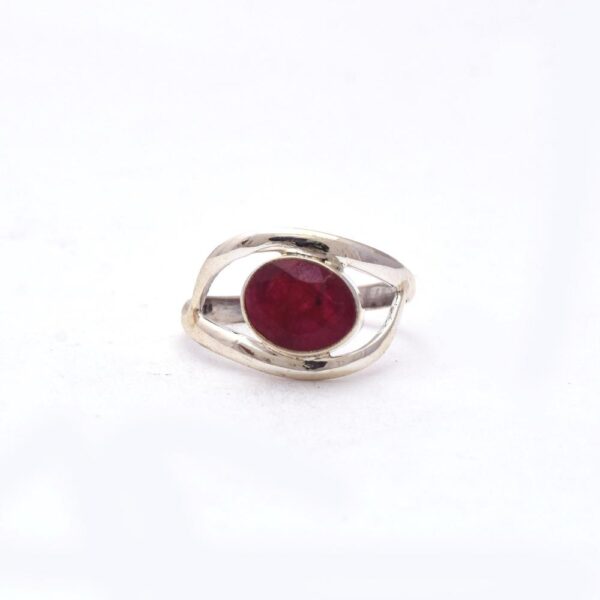 Gorgeous Ruby Gemstone Boho Ring Oval Shape 925 Sterling Silver/Bezel Set Handmade Statement Boho Ring For Wholesaler Suppliers