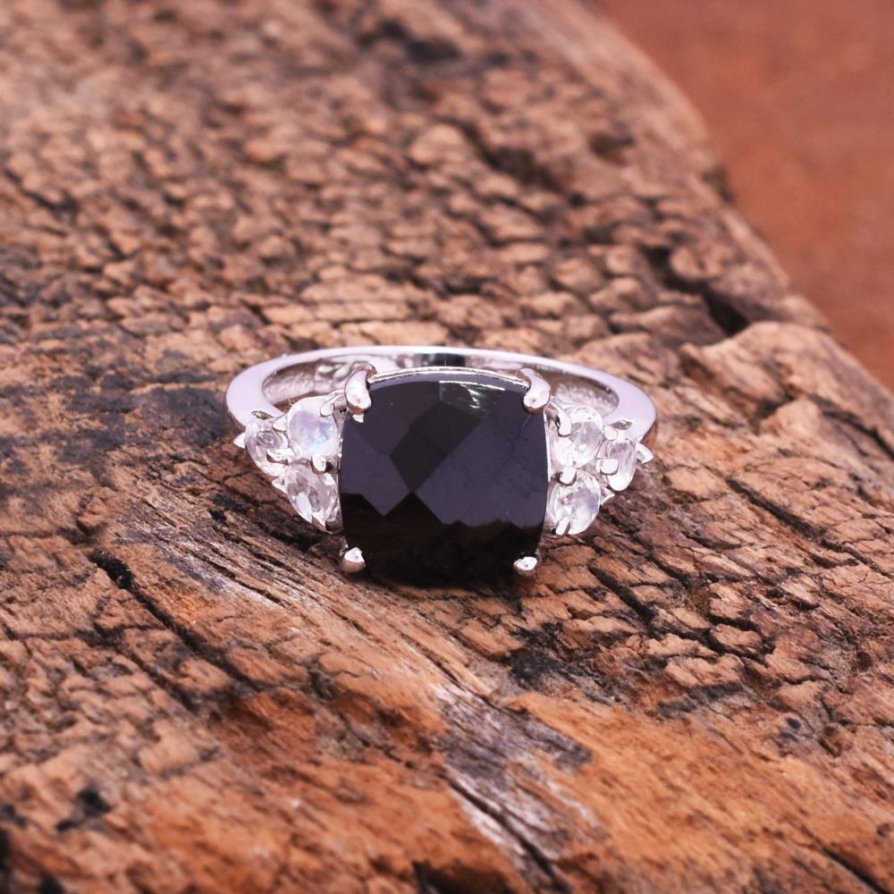 Black Onyx & Rainbow Moonstone