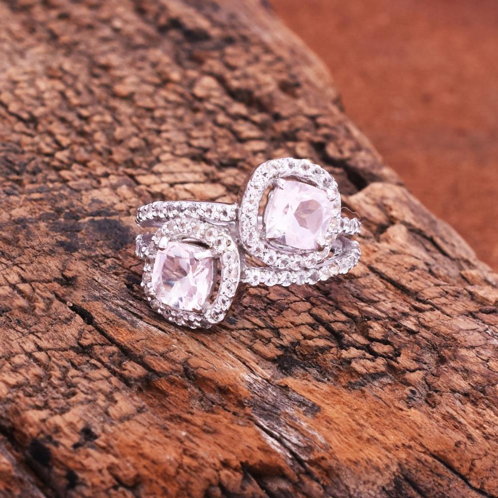 Rose Quartz Gemstone
