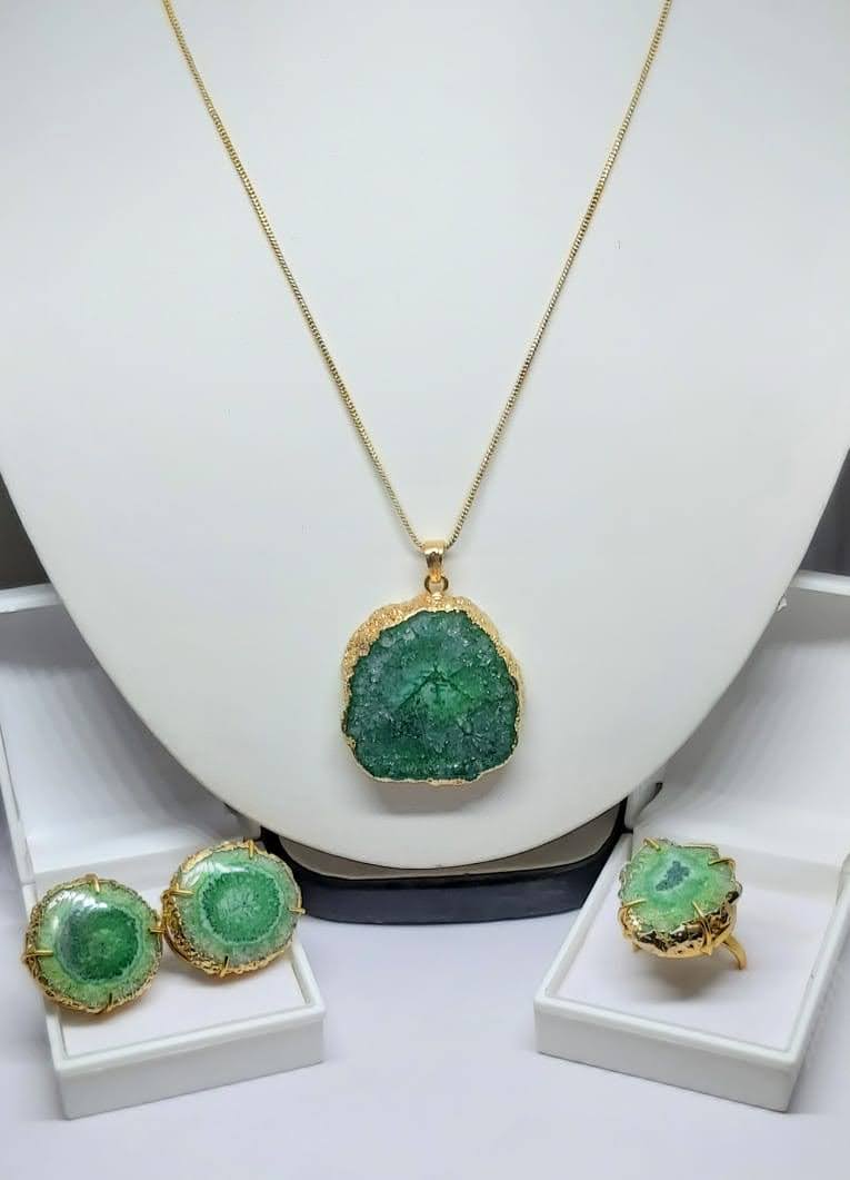 Emerald Agate Necklace