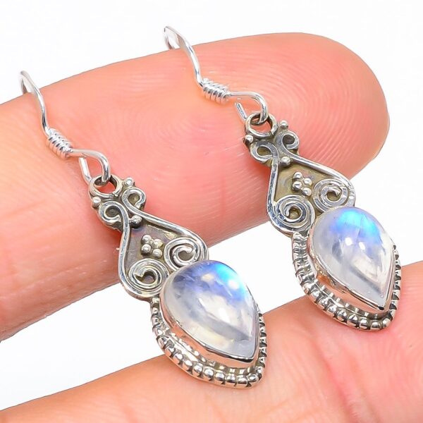 Rainbow Moonstone Gemstone