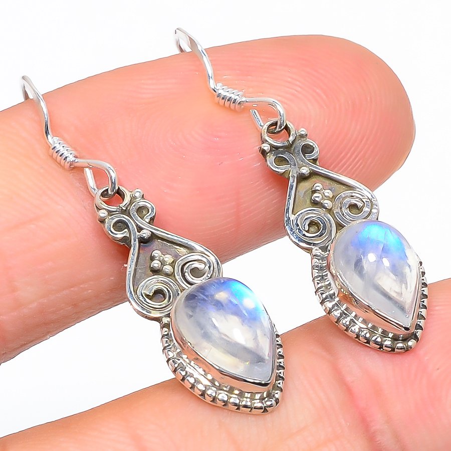 Rainbow Moonstone Gemstone