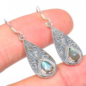 Labradorite Gemstone