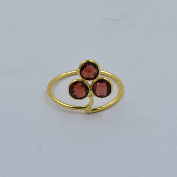 Red Garnet 5mm Round Ring 925 Sterling Silver